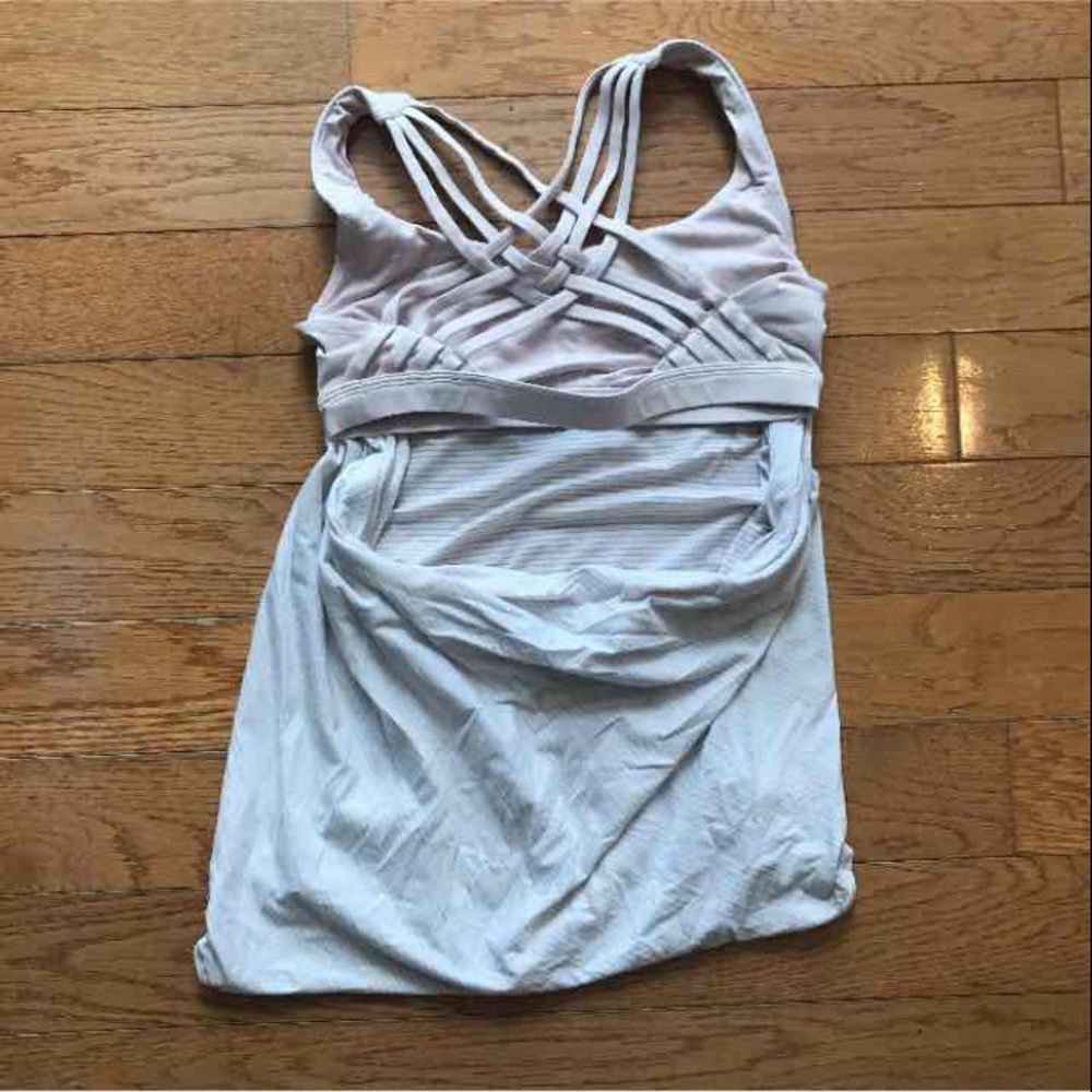 Lululemon size 6 wild tank