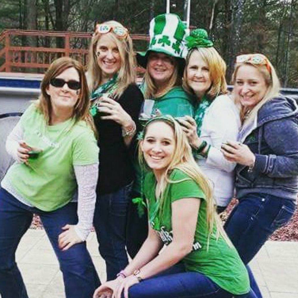 Meet your Posher, Courtney