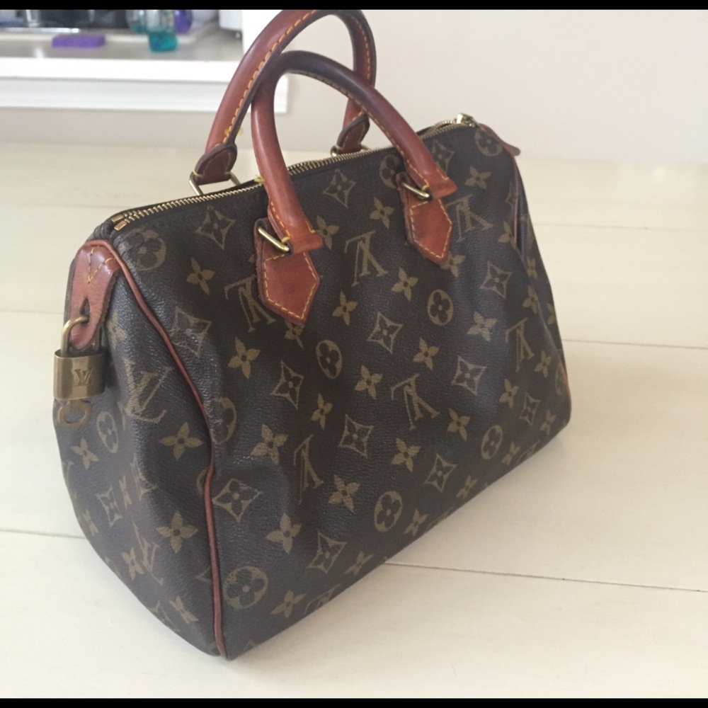 Louis Vuitton speedy 25