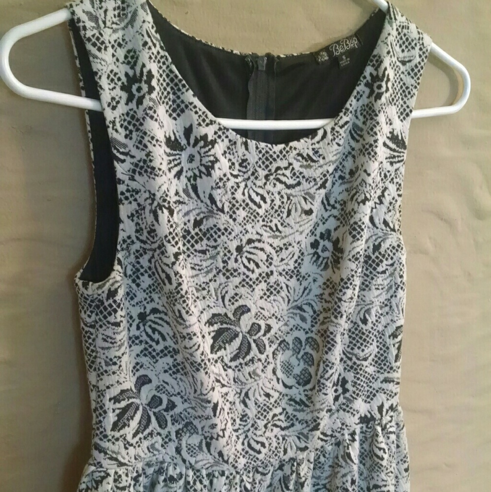 Black and White Sleeveless Dress