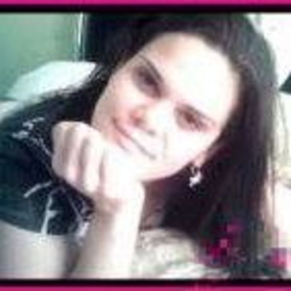 Meet your Posher, Evette