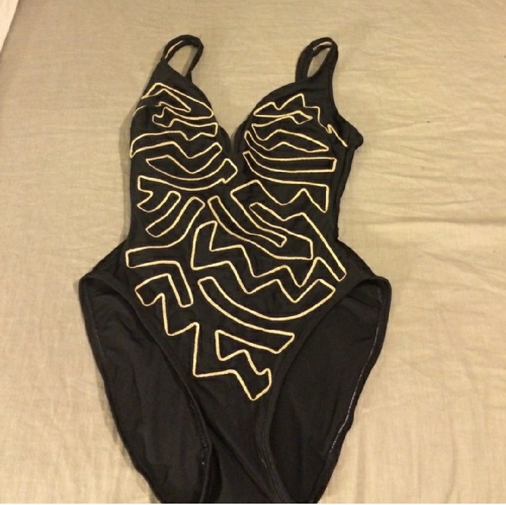 La Blanca one piece swimsuit size 10