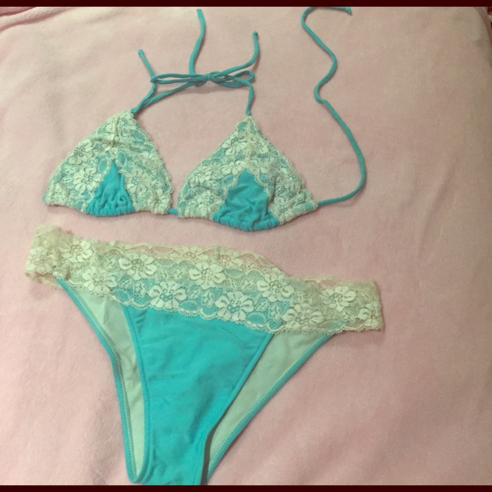 💙Blue and White Beach Bunny💙