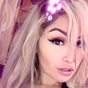 Meet your Posher, Marlen