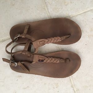 rainbow T-street sandals