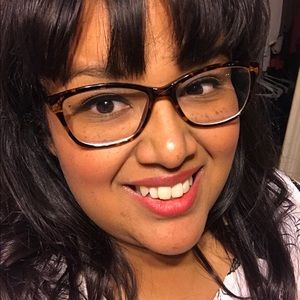 Meet your Posher, Paula