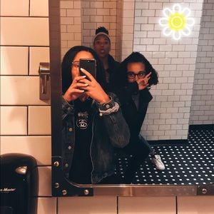 Meet your Posher, Zoe