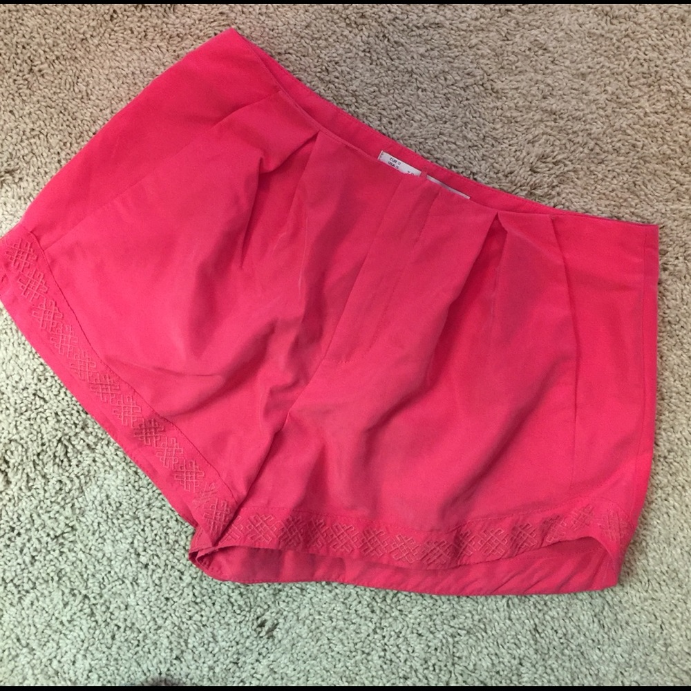 Zara trafaluc shorts