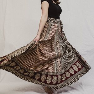 Vintage wrap skirt.