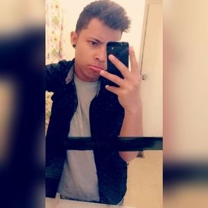 Meet your Posher, Eric