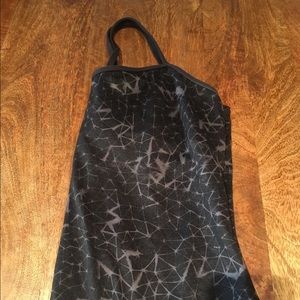 Black lululemon Power Y size 12