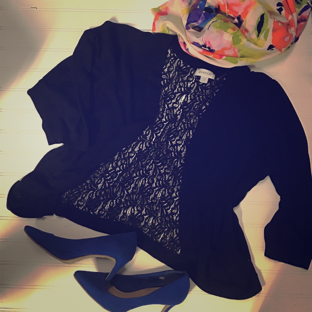 Cute! Black Lace back bolero 3/4 sleeve sweater