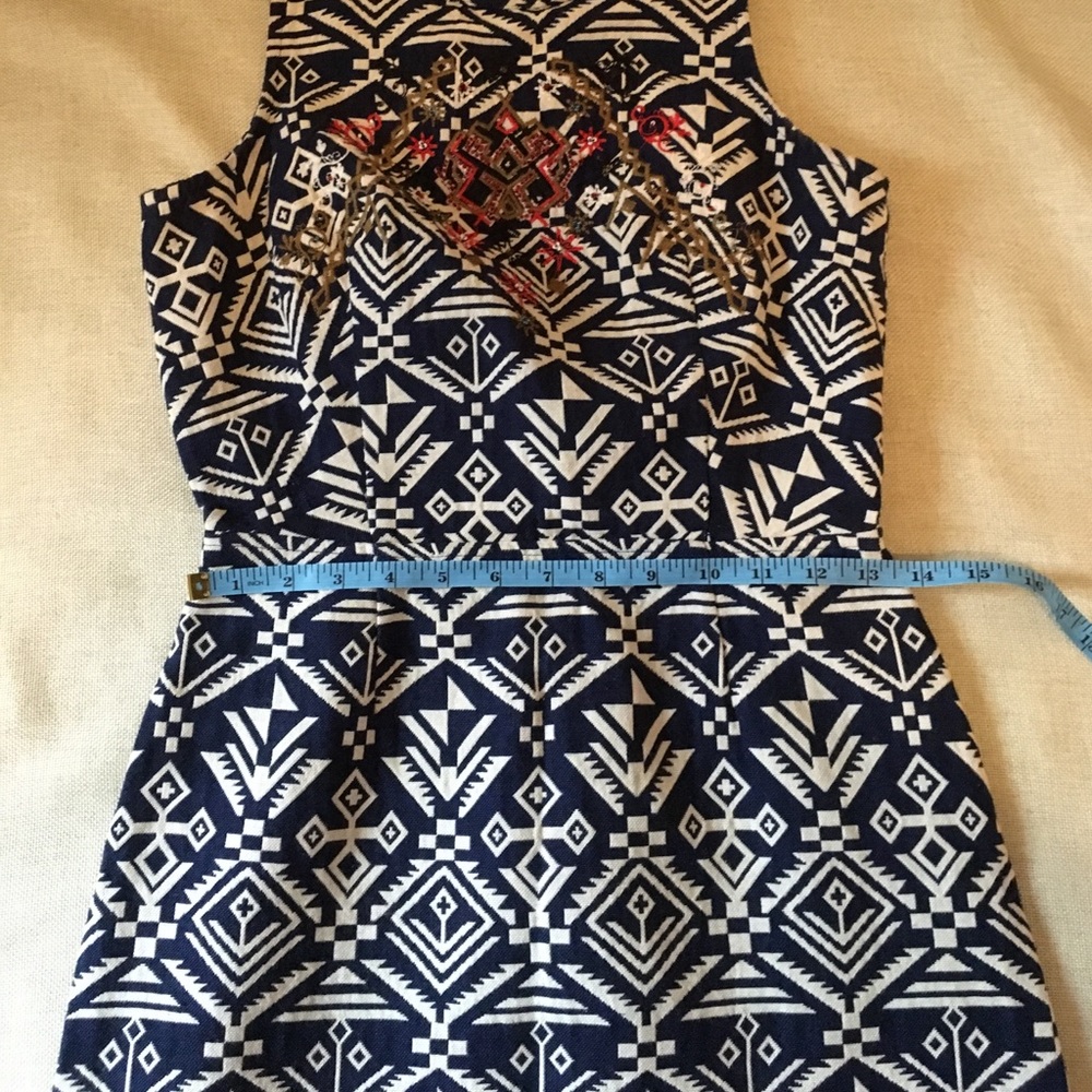 Women's embellished dress Size Small - Picture 4 of 6