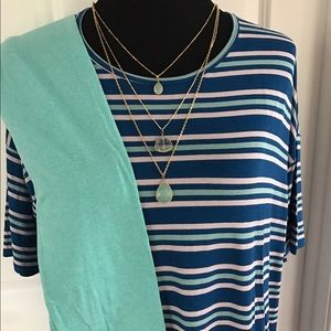 Lularoe XS IRMA AND OS LEGGINGS