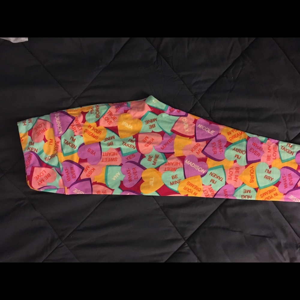 Lularoe conversation heart leggings