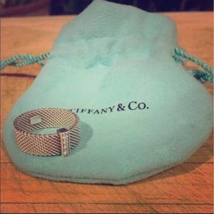Tiffany & Co. "Somerset" ring