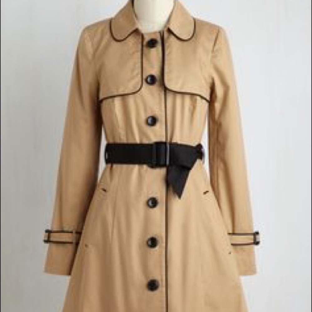 NWOT ModCloth trench coat size XL