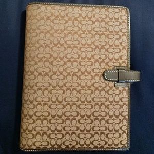 Coach organizer cover