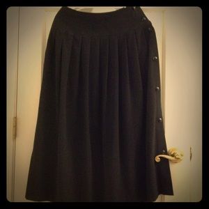 Black long pleated Maxi skirt size S
