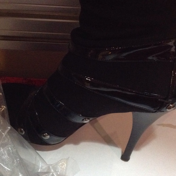 Guess suede boots - Picture 2 of 4