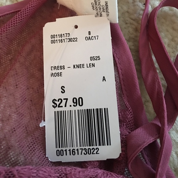 NWT!! GOREGOUS SWIM SUIT COVER UP, wine red, lace - Picture 4 of 4