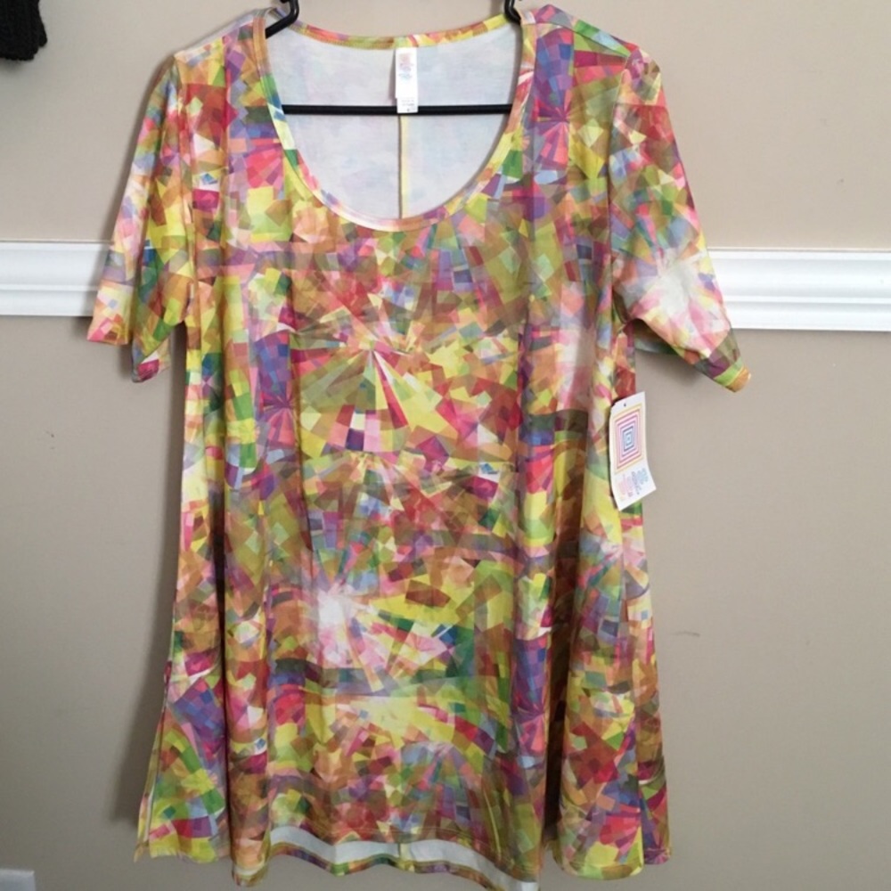 LuLaRoe Perfect T