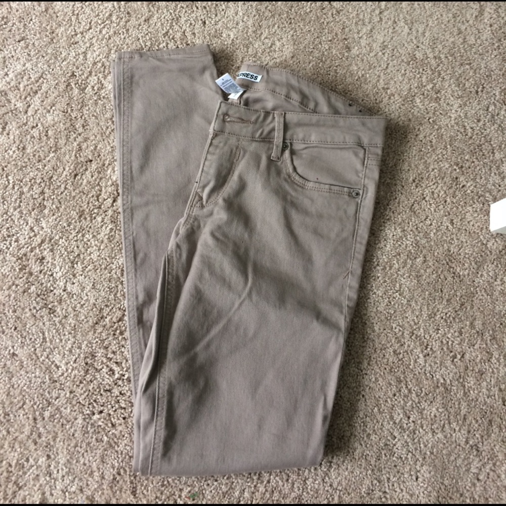 Express straight leg pants in tan
