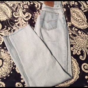 Vintage Levi's 512 high waisted jeans