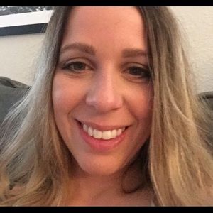 Meet your Posher, Bethany