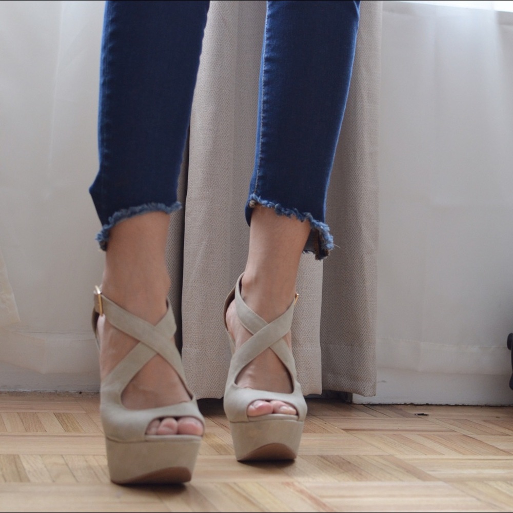 Steve Madden Wedges