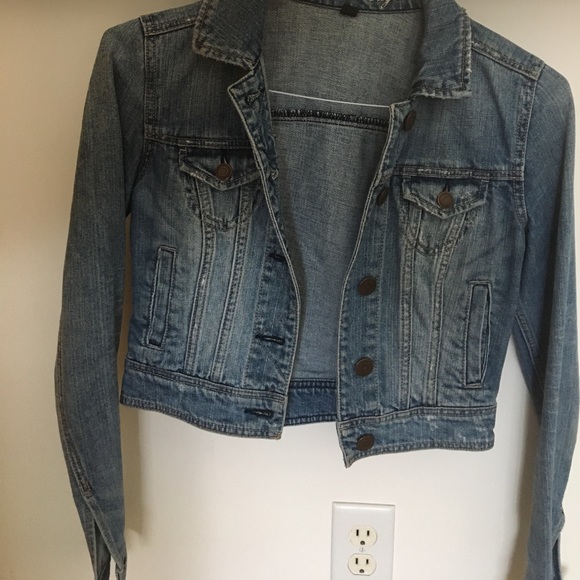 Jean jacket - Picture 1 of 2