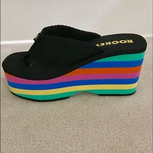 Rocket dog big too platform flip flops, 8