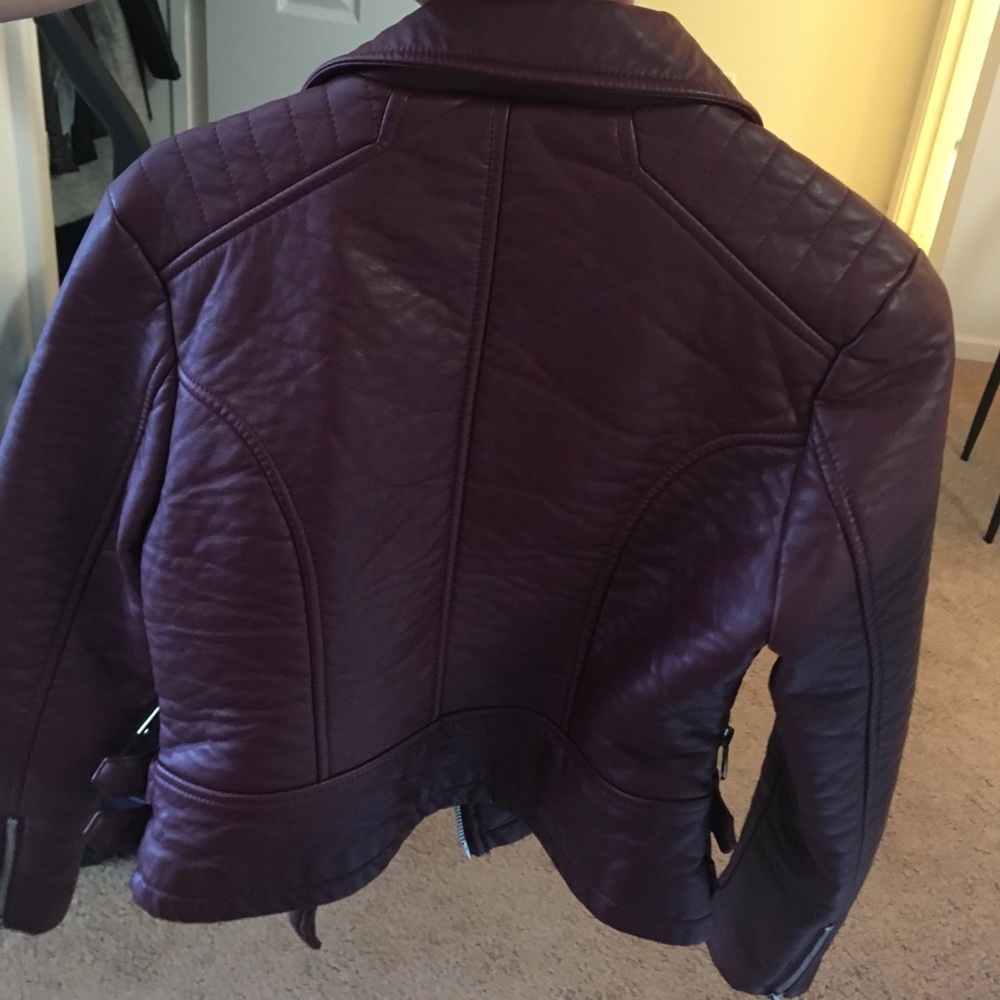 Leather jacket - Picture 2 of 2
