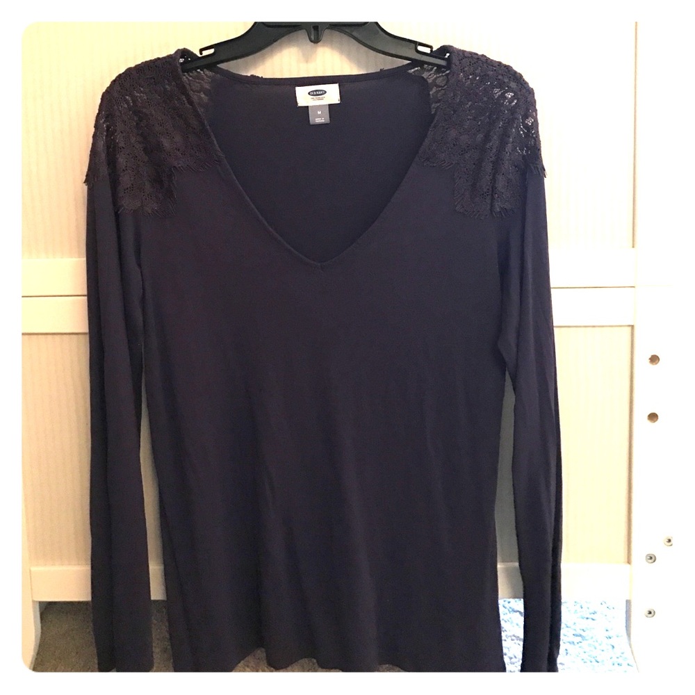 Lace cap sleeve top