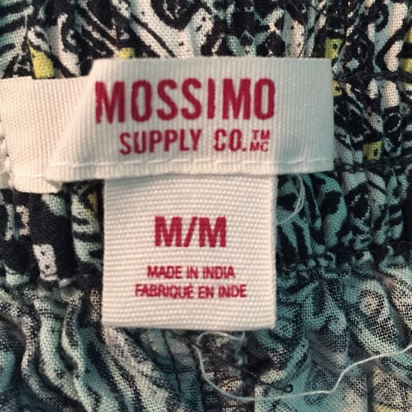 Patterned shorts - Picture 2 of 2