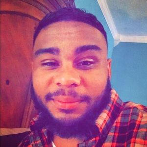 Meet your Posher, Derrick