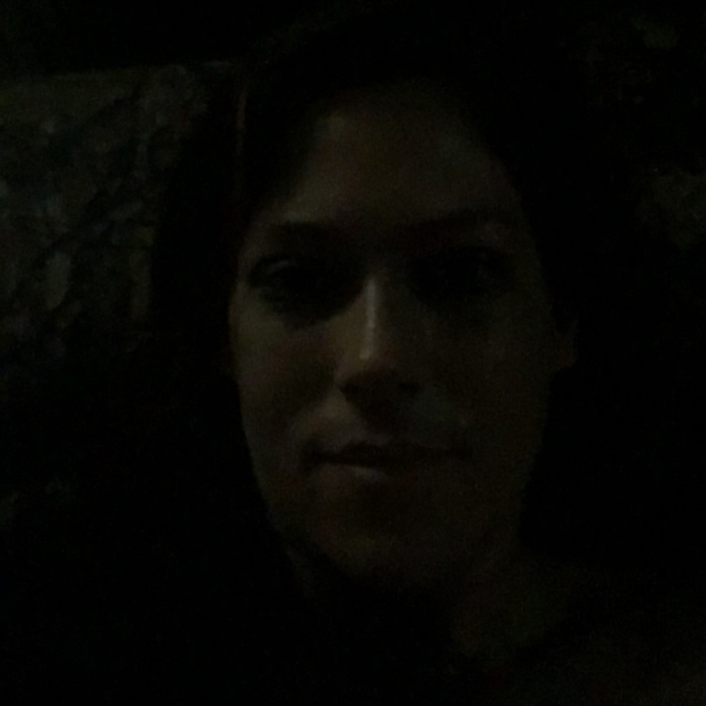 Meet your Posher, Leiloni