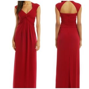 🎉HP🎉 Nicole Miller Red Cap Sleeve Gown ❤️