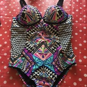 Bathing suit 1 piece