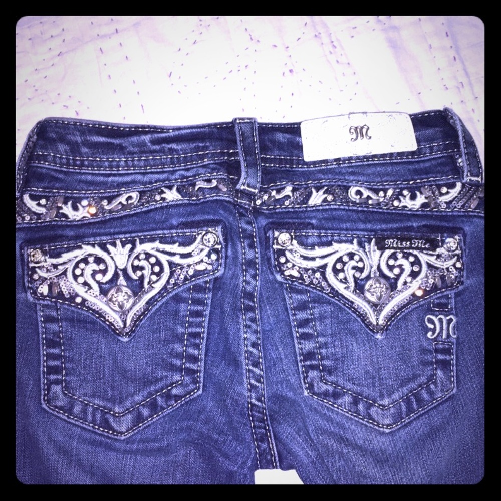🦋Girls Youth Size 10 Miss Me Jeans