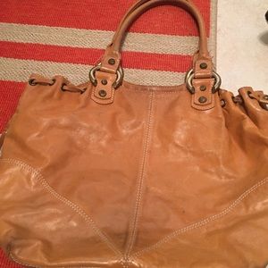 Francesco Biasia tan leather purse