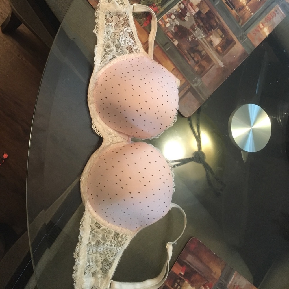 Victoria secret 32DDD