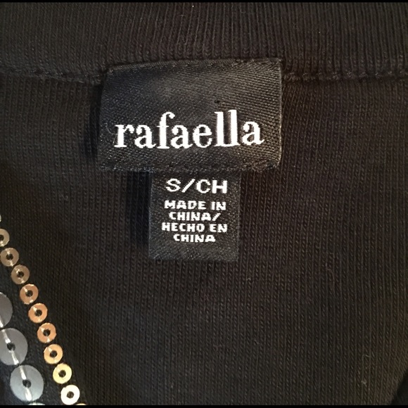 Decorative V neck short sleeve tee - Picture 2 of 4