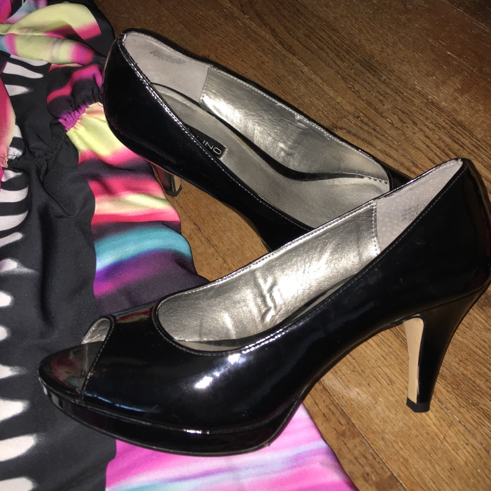 Brand New Peep Toes! Bandolino Size 9
