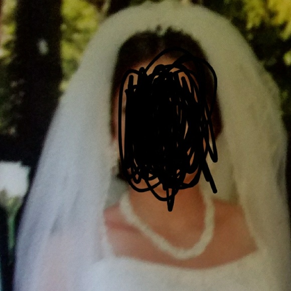 Veil main image 7