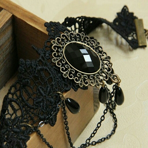 🔴LAST ONE!! Punk Gothic Lace Choker - Picture 3 of 4