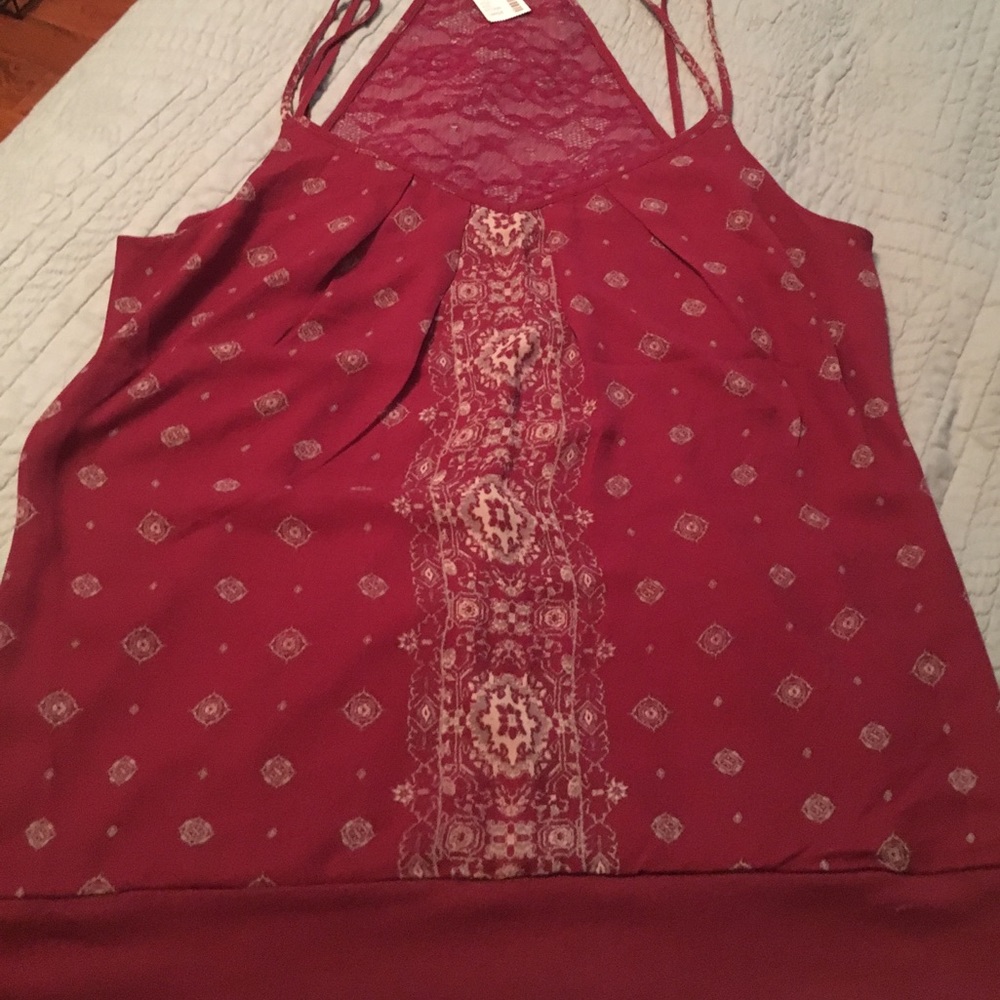 Maurice's tank top