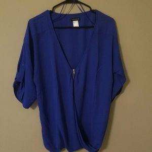 ⭐️Beautiful Royal Blue Blouse -NWOT