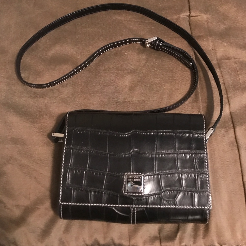 VINTAGE Dooney & Bourke Mini Binocular bag