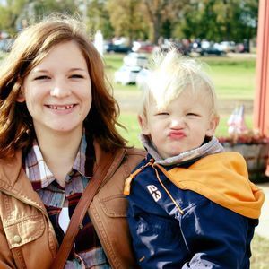 Meet your Posher, Lauren